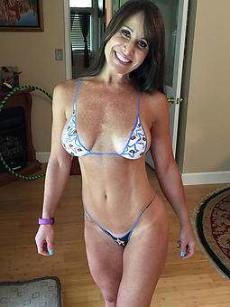 matured milf bikini amatuer