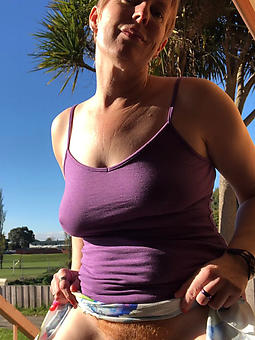 matured mom upskirt truth or episode pics