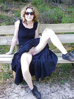 porn pictures of sexy landed gentry upskirt